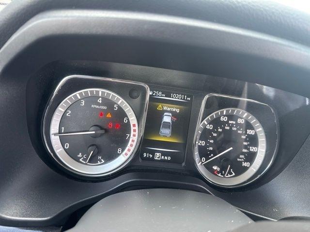 Nissan Titan SV Crew Cab 2WD 2017