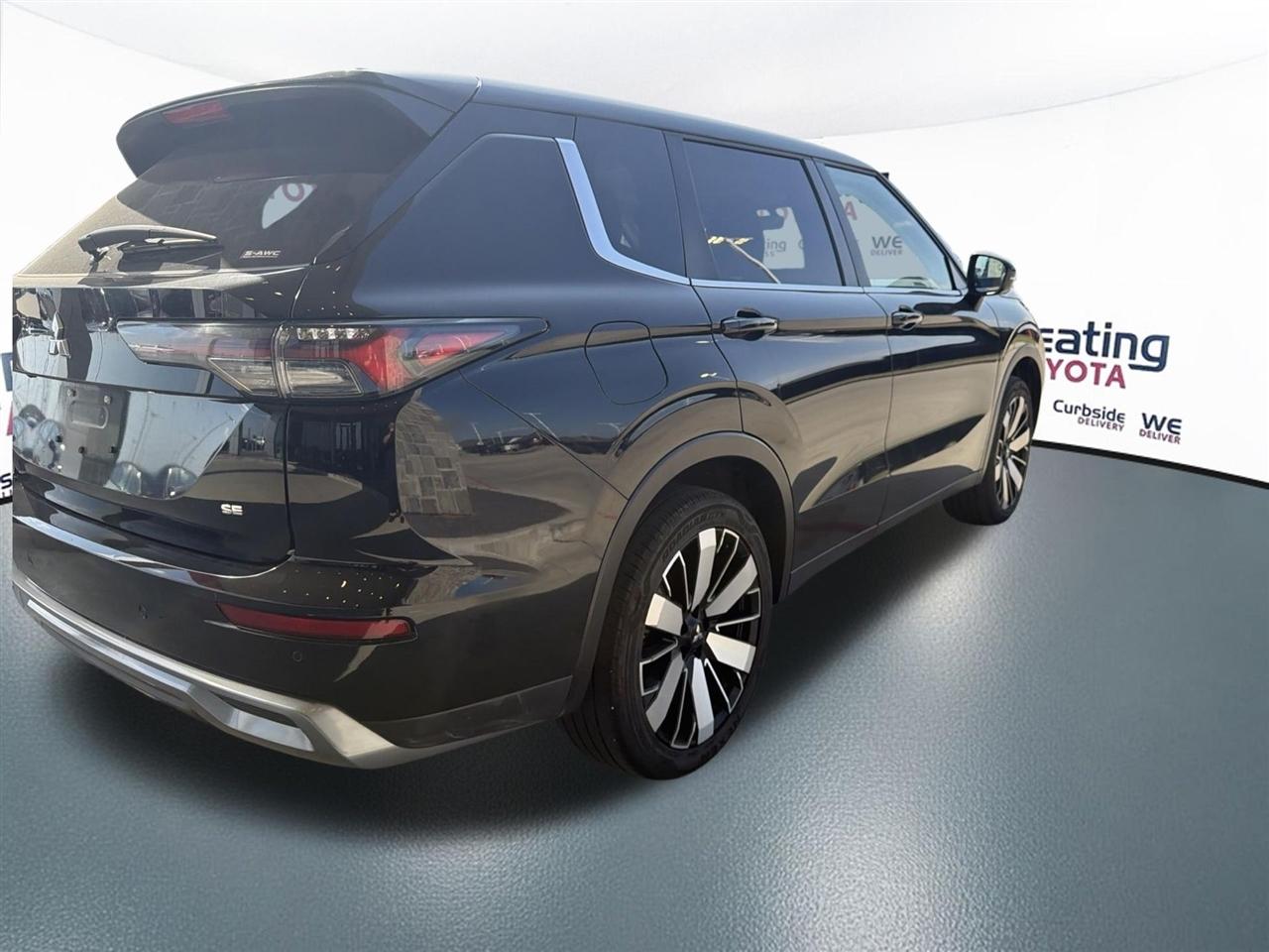 Mitsubishi Outlander SE 4WD 2025
