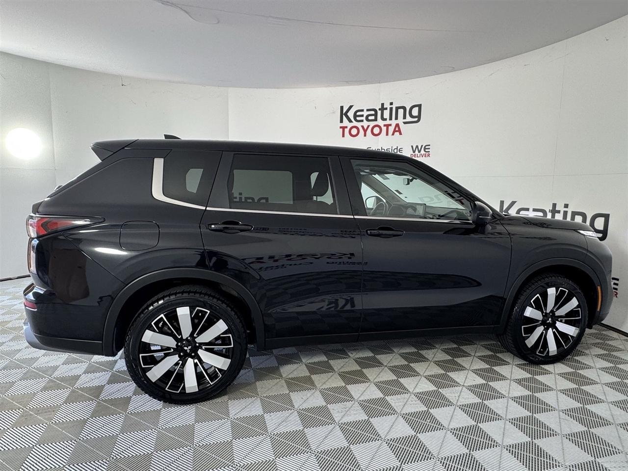Mitsubishi Outlander SE 4WD 2025