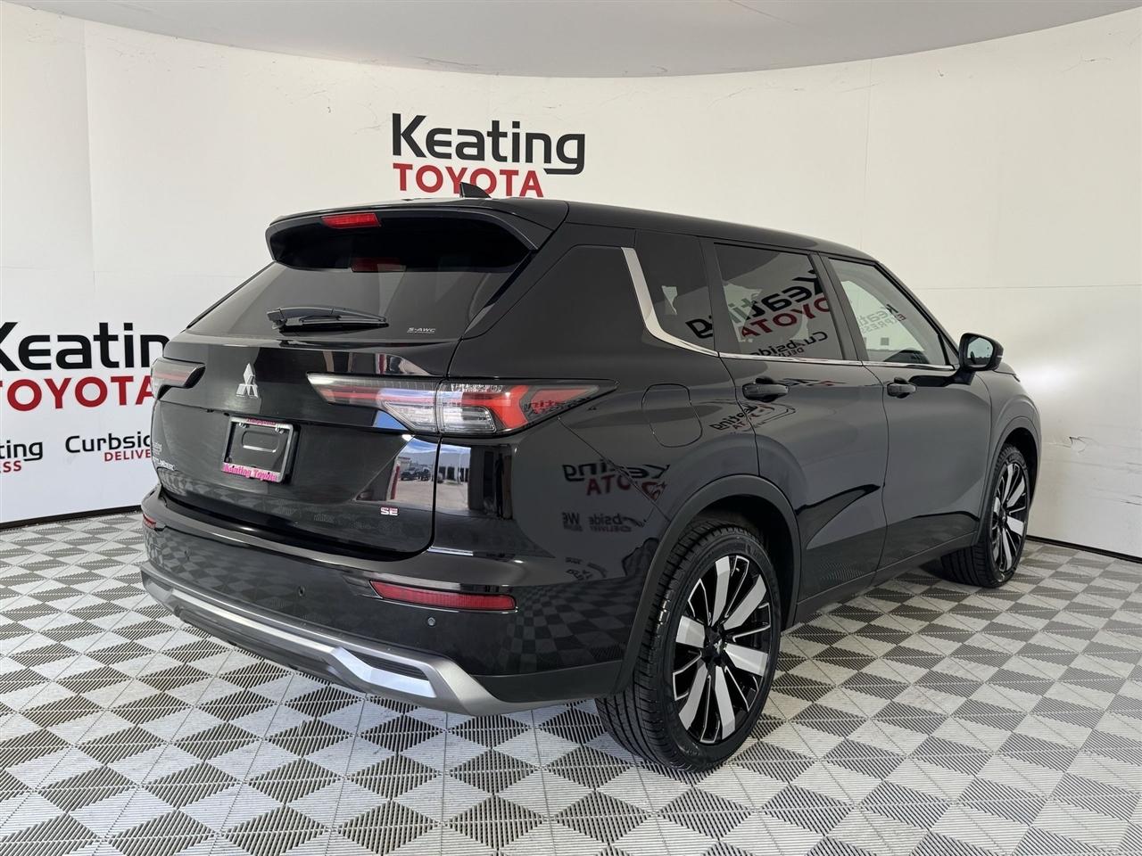 Mitsubishi Outlander SE 4WD 2025