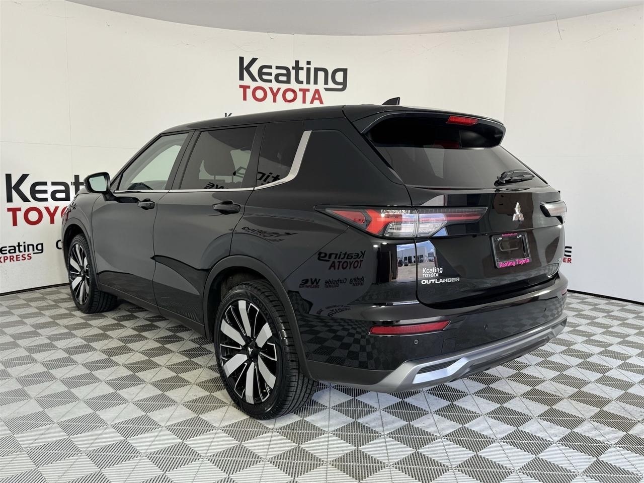 Mitsubishi Outlander SE 4WD 2025