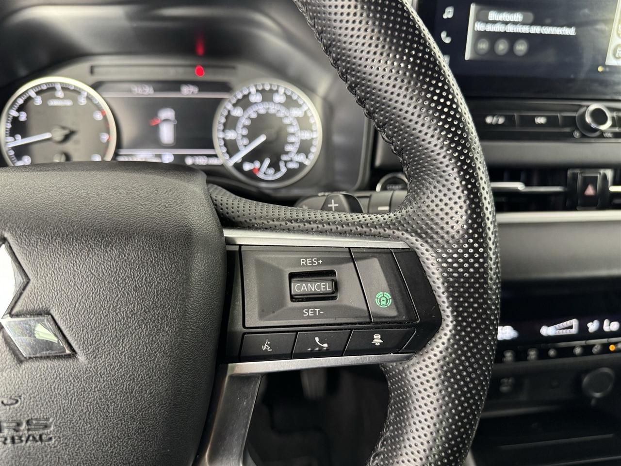 Mitsubishi Outlander SE 4WD 2025