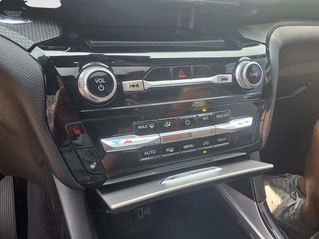 Ford Explorer ST-Line 2024