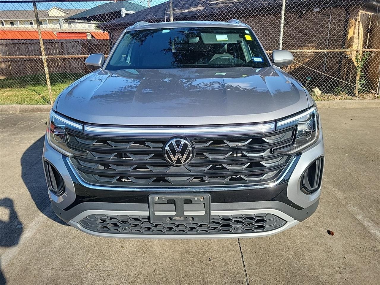 Volkswagen Atlas Cross Sport SE w/Technology 2024