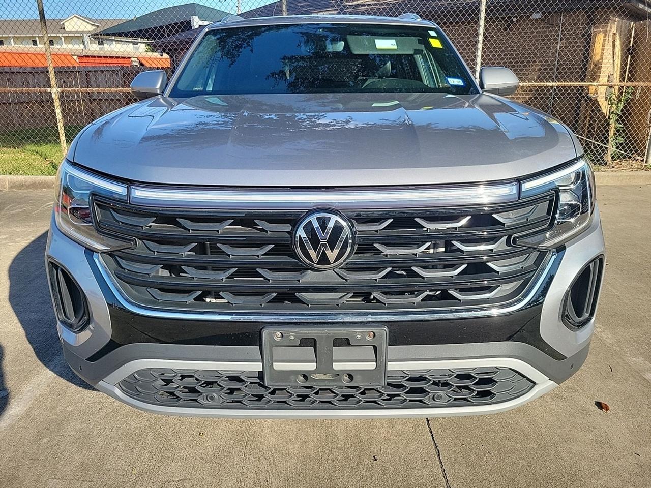Volkswagen Atlas Cross Sport SE w/Technology 2024