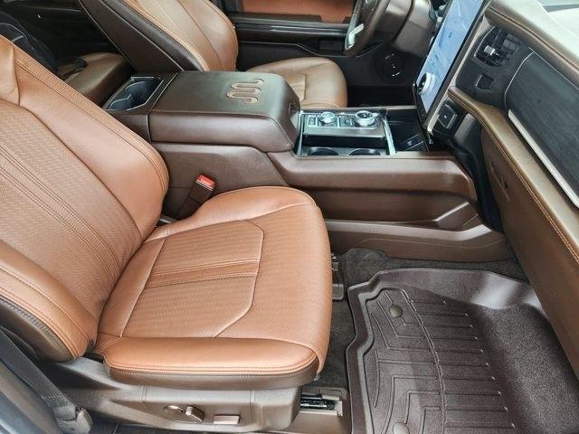 Ford Expedition MAX King Ranch 4WD 2024