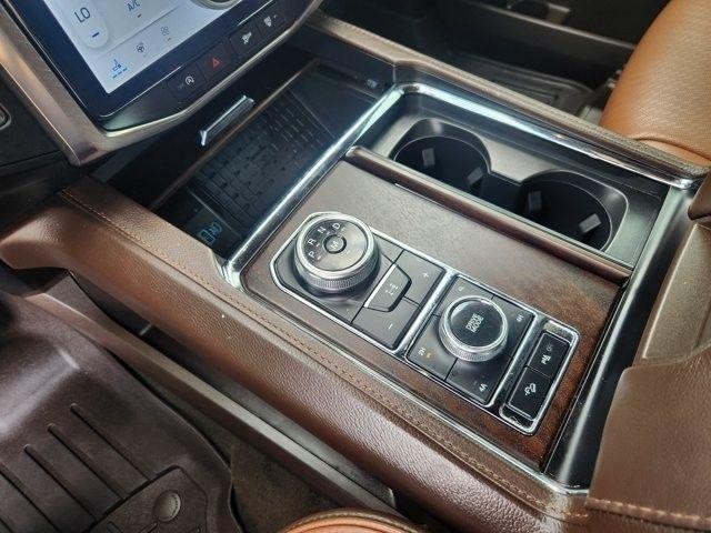 Ford Expedition MAX King Ranch 4WD 2024