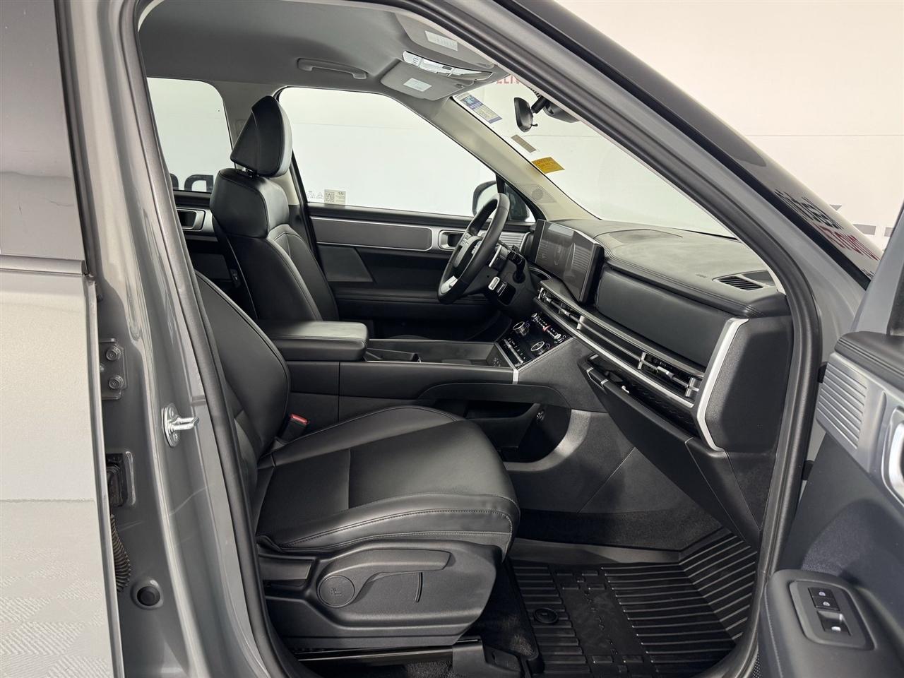 Hyundai Santa Fe SEL 2026