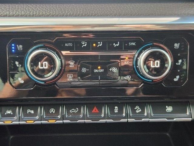 GMC Sierra 1500 Denali Crew Cab Short Box 4WD 2024