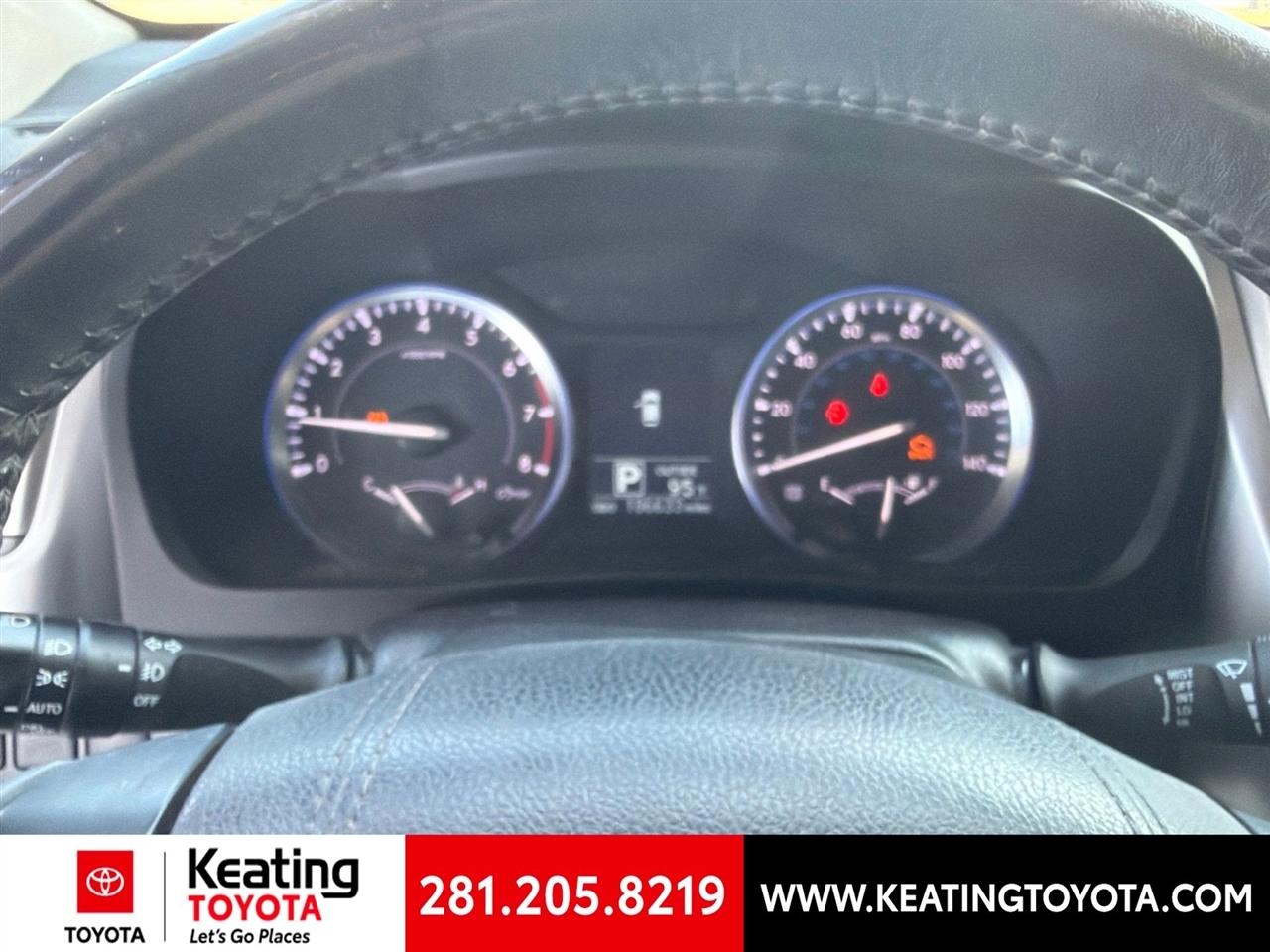 Toyota Highlander LE FWD V6 2015