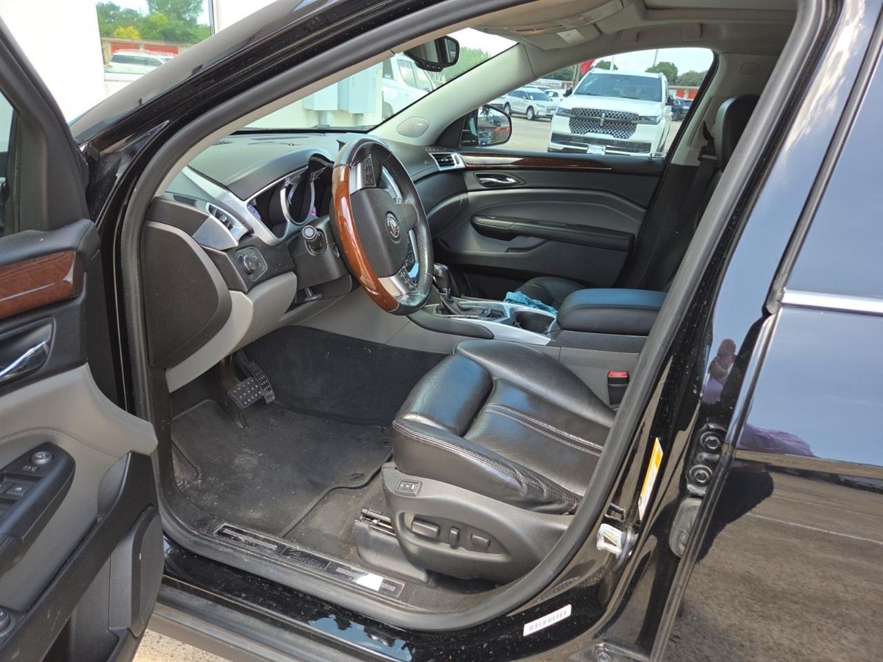 Cadillac SRX Premium Collection 2011