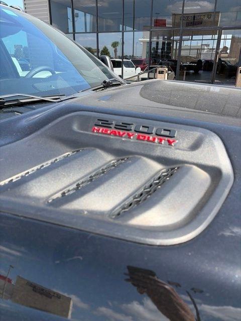 RAM 2500 Laramie Crew Cab 4WD 2025