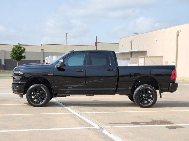 RAM 2500 Laramie Crew Cab 4WD 2025