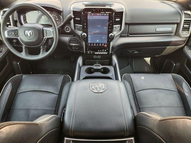 RAM 2500 Laramie Crew Cab 4WD 2025