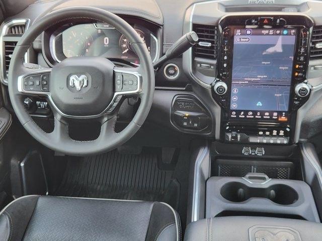 RAM 2500 Laramie Crew Cab 4WD 2025