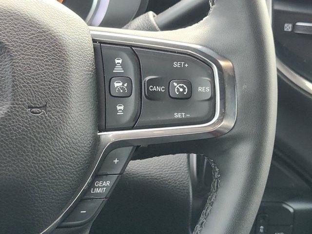 RAM 2500 Laramie Crew Cab 4WD 2025