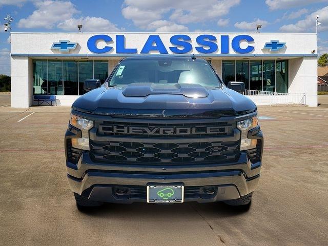 Chevrolet Silverado 1500 Trail Boss Custom Crew Cab 4WD 2024