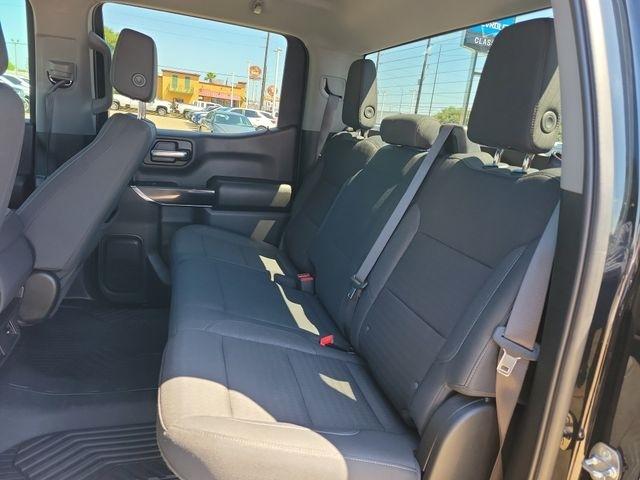 Chevrolet Silverado 1500 Trail Boss Custom Crew Cab 4WD 2024