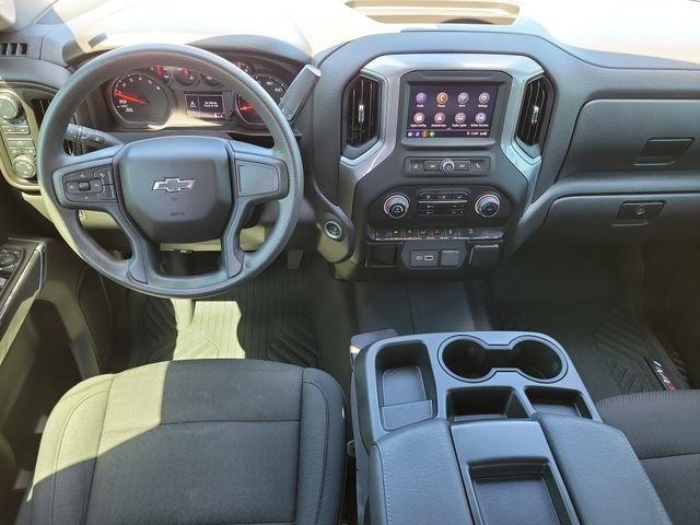 Chevrolet Silverado 1500 Trail Boss Custom Crew Cab 4WD 2024