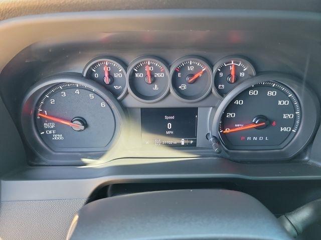 Chevrolet Silverado 1500 Trail Boss Custom Crew Cab 4WD 2024