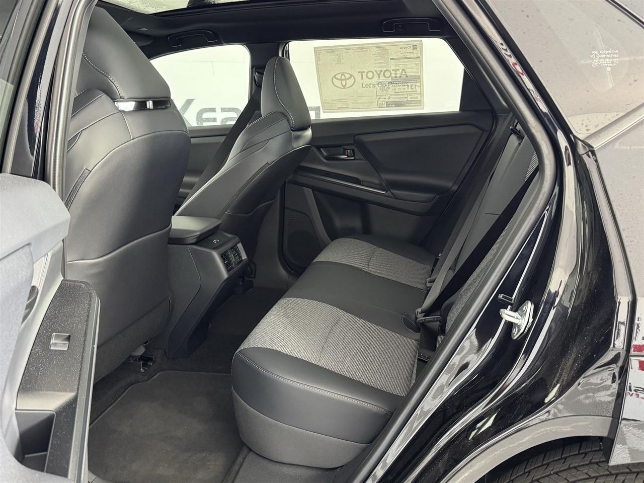 Toyota bZ XLE Plus 2026