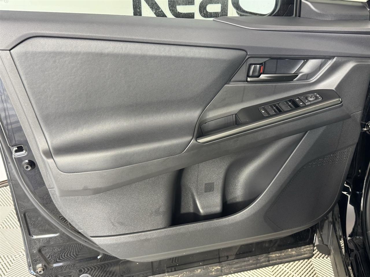 Toyota bZ XLE Plus 2026