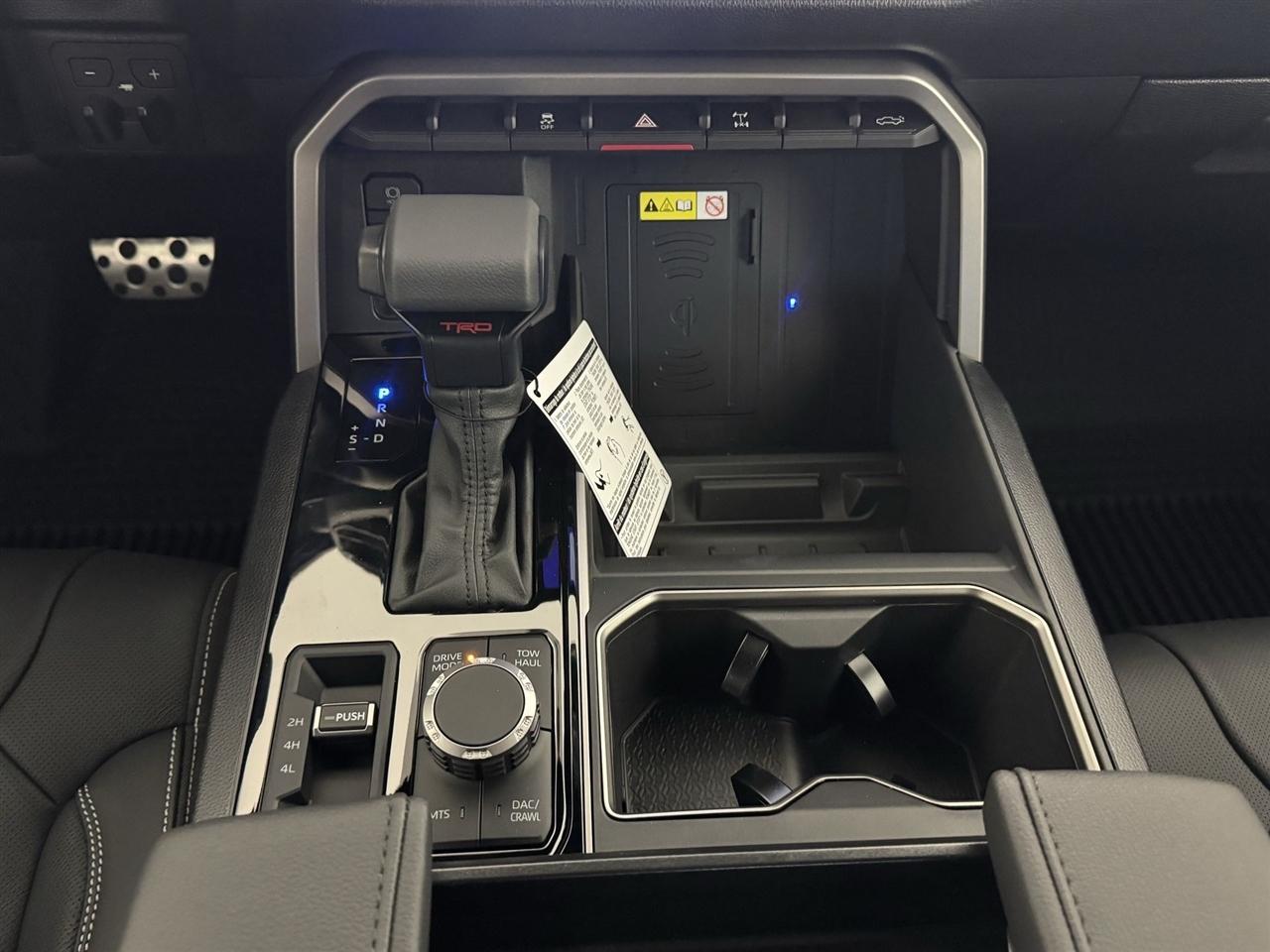 Toyota Tundra SR5 CrewMax 4WD 2026