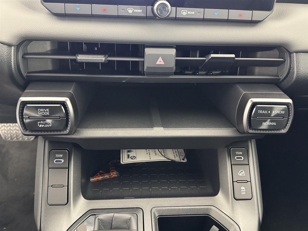 Toyota RAV4 Plug-In Hybrid XSE 2026