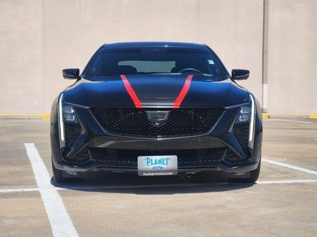 Cadillac CT5 V 2025