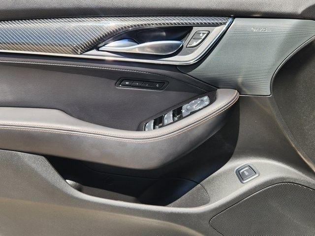 Cadillac CT5 V 2025