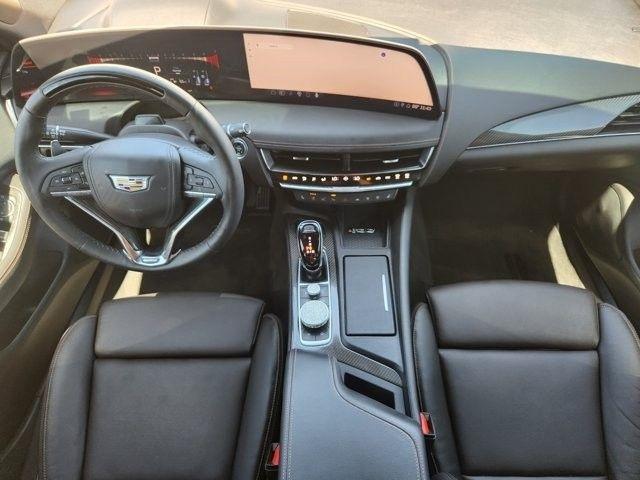 Cadillac CT5 V 2025