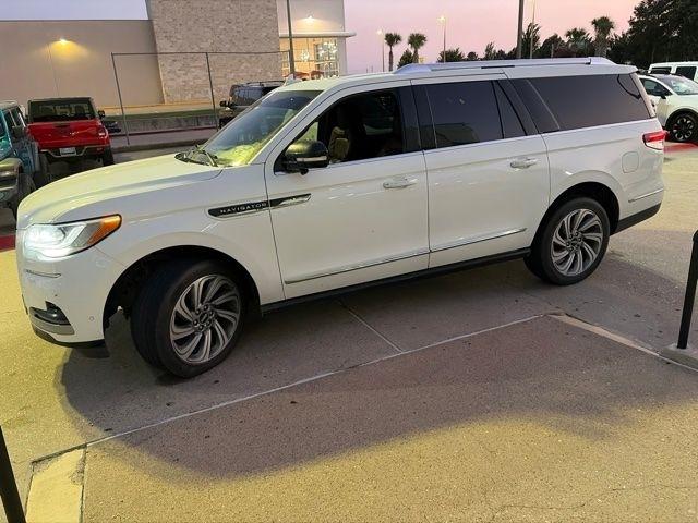 Lincoln Navigator L Reserve 4WD 2022