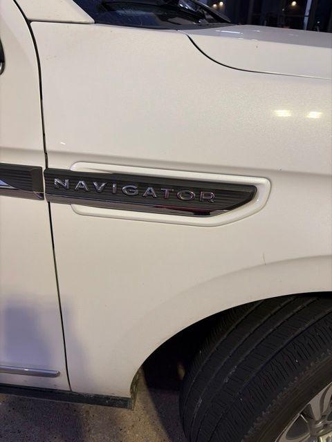 Lincoln Navigator L Reserve 4WD 2022