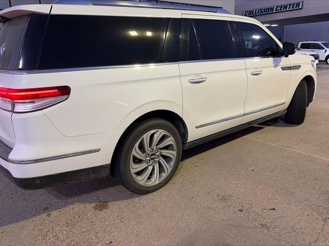 Lincoln Navigator L Reserve 4WD 2022