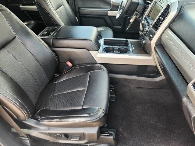 Ford F-250 SD Lariat Crew Cab 4WD 2021