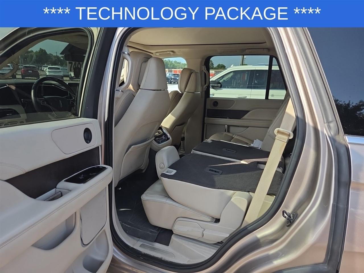 Lincoln Navigator Select 2WD 2019