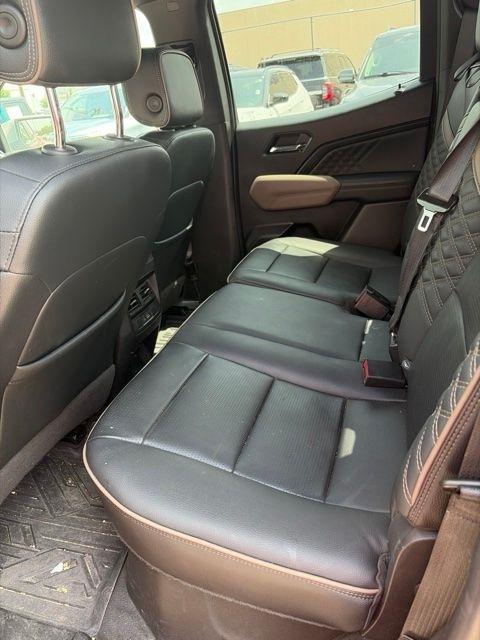 GMC Canyon Denali Crew Cab 4WD 2023