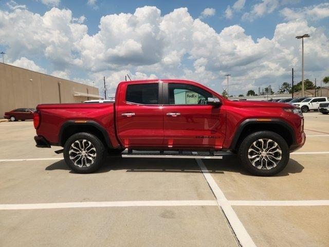 GMC Canyon Denali Crew Cab 4WD 2023