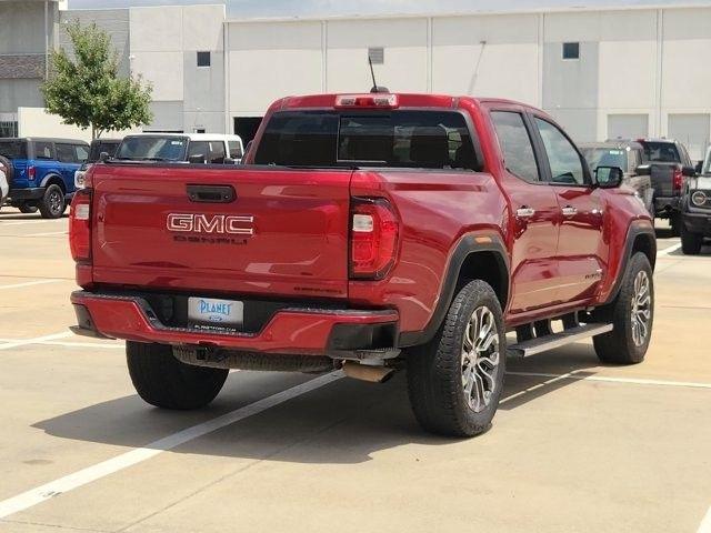 GMC Canyon Denali Crew Cab 4WD 2023