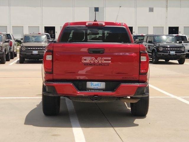 GMC Canyon Denali Crew Cab 4WD 2023