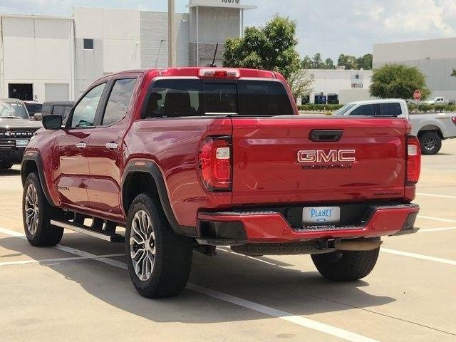 GMC Canyon Denali Crew Cab 4WD 2023