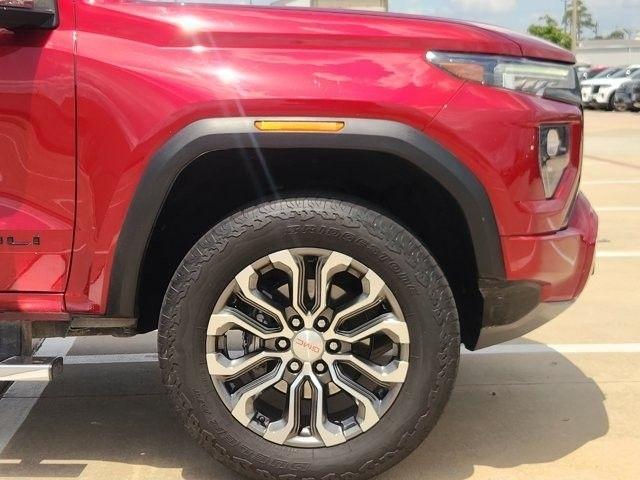 GMC Canyon Denali Crew Cab 4WD 2023