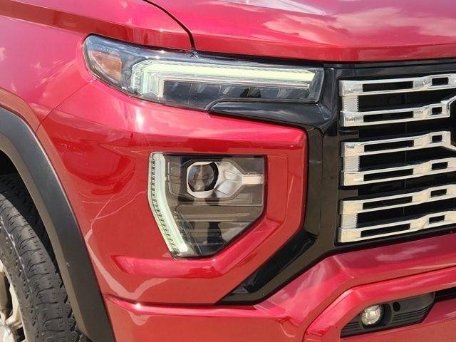 GMC Canyon Denali Crew Cab 4WD 2023