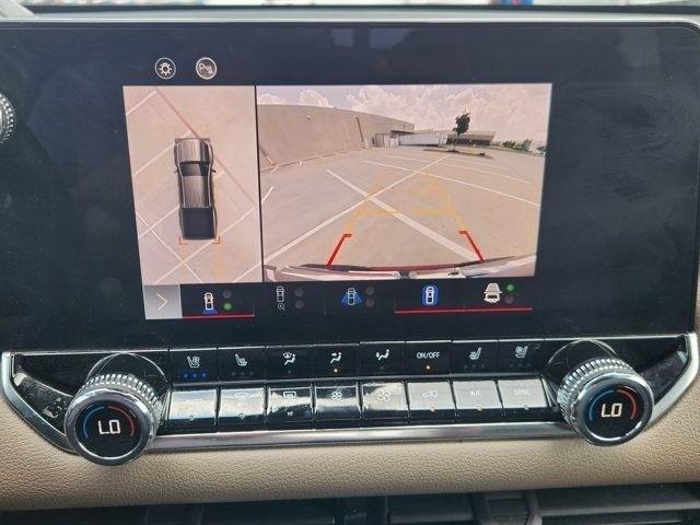 GMC Canyon Denali Crew Cab 4WD 2023