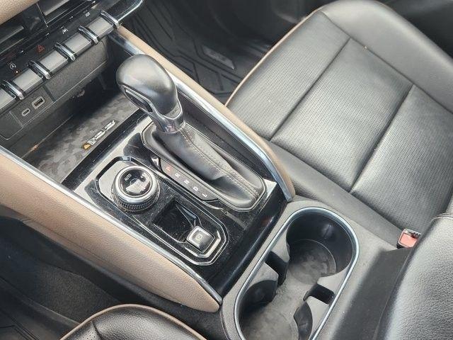 GMC Canyon Denali Crew Cab 4WD 2023