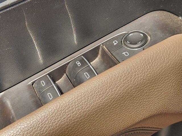 GMC Canyon Denali Crew Cab 4WD 2023