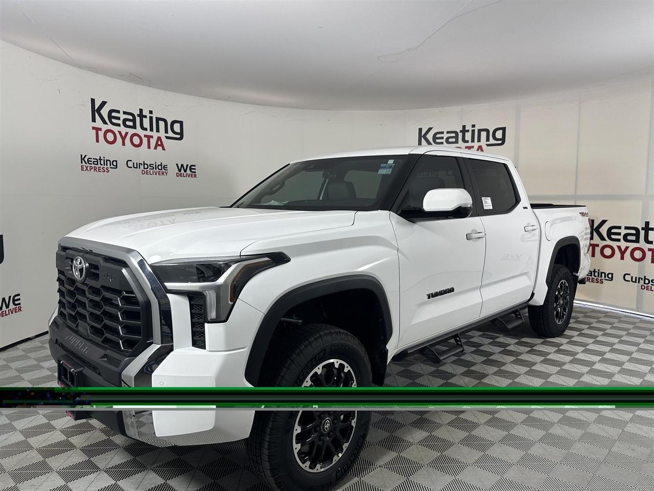 Toyota Tundra SR5 CrewMax 4WD 2026