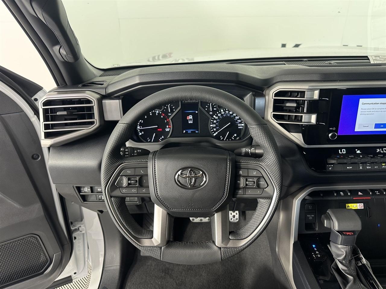 Toyota Tundra SR5 CrewMax 4WD 2026