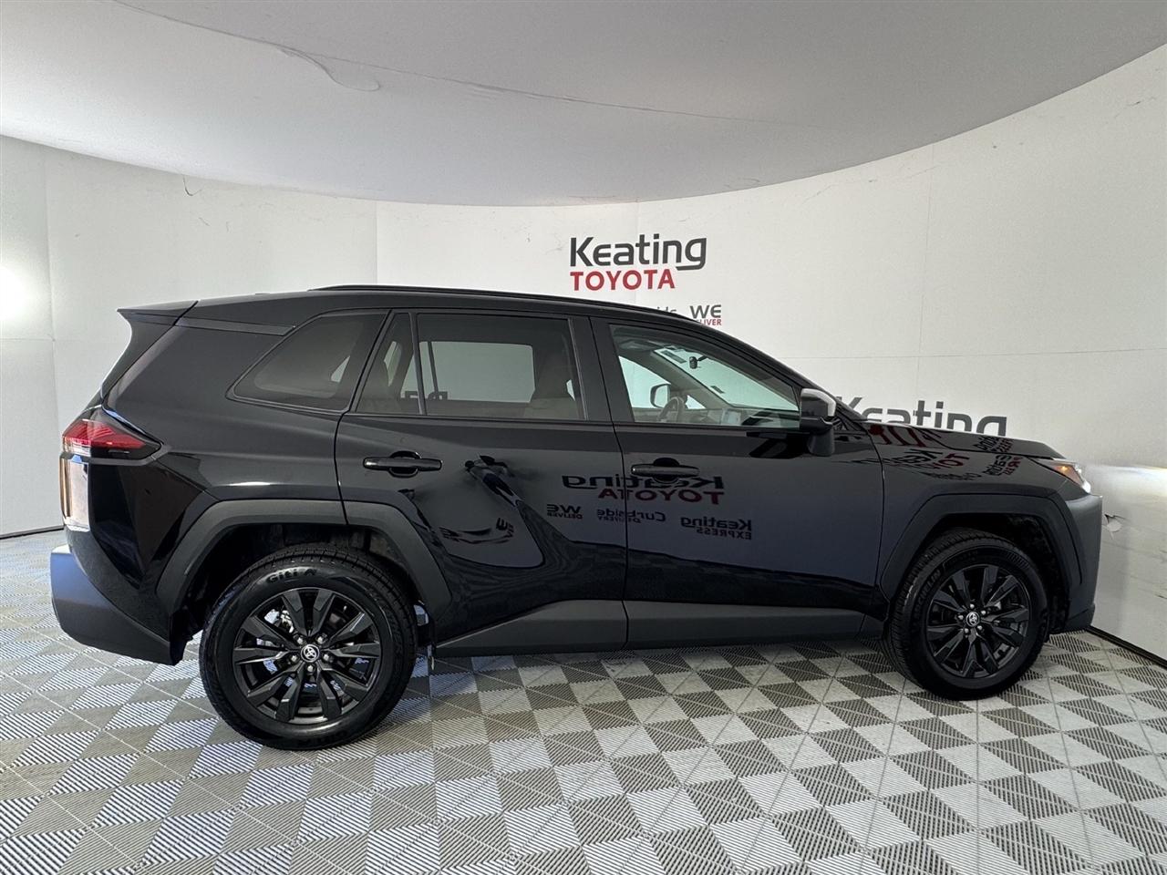 Toyota RAV4 Hybrid XLE Premium AWD 2026