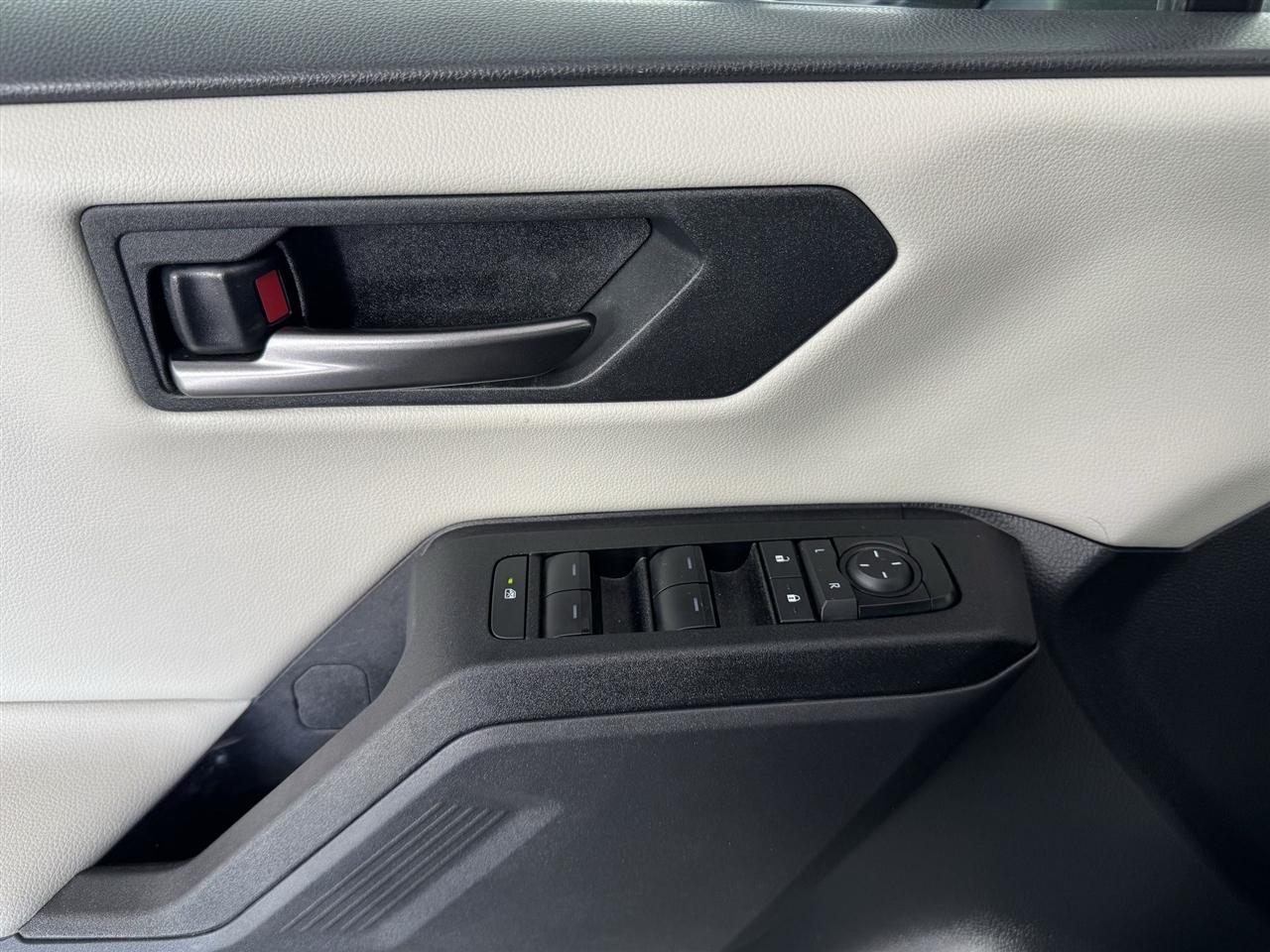 Toyota RAV4 Hybrid XLE Premium AWD 2026